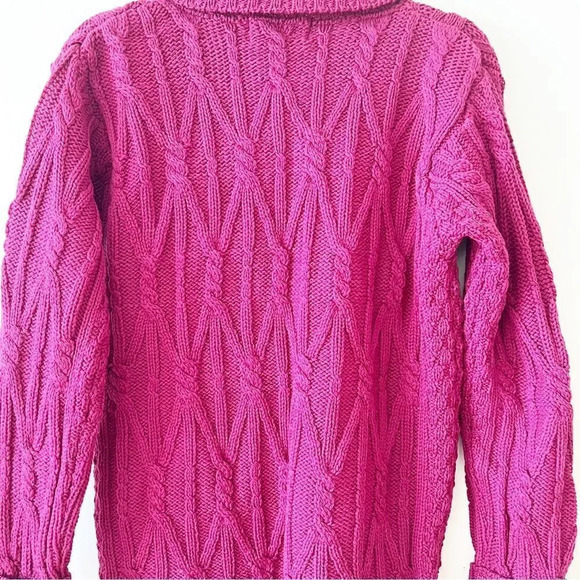 Aran Crafts Ireland Merino Wool Cable Knit Sweater Size Small Fuchsia Cardi NWT - Picture 8 of 9